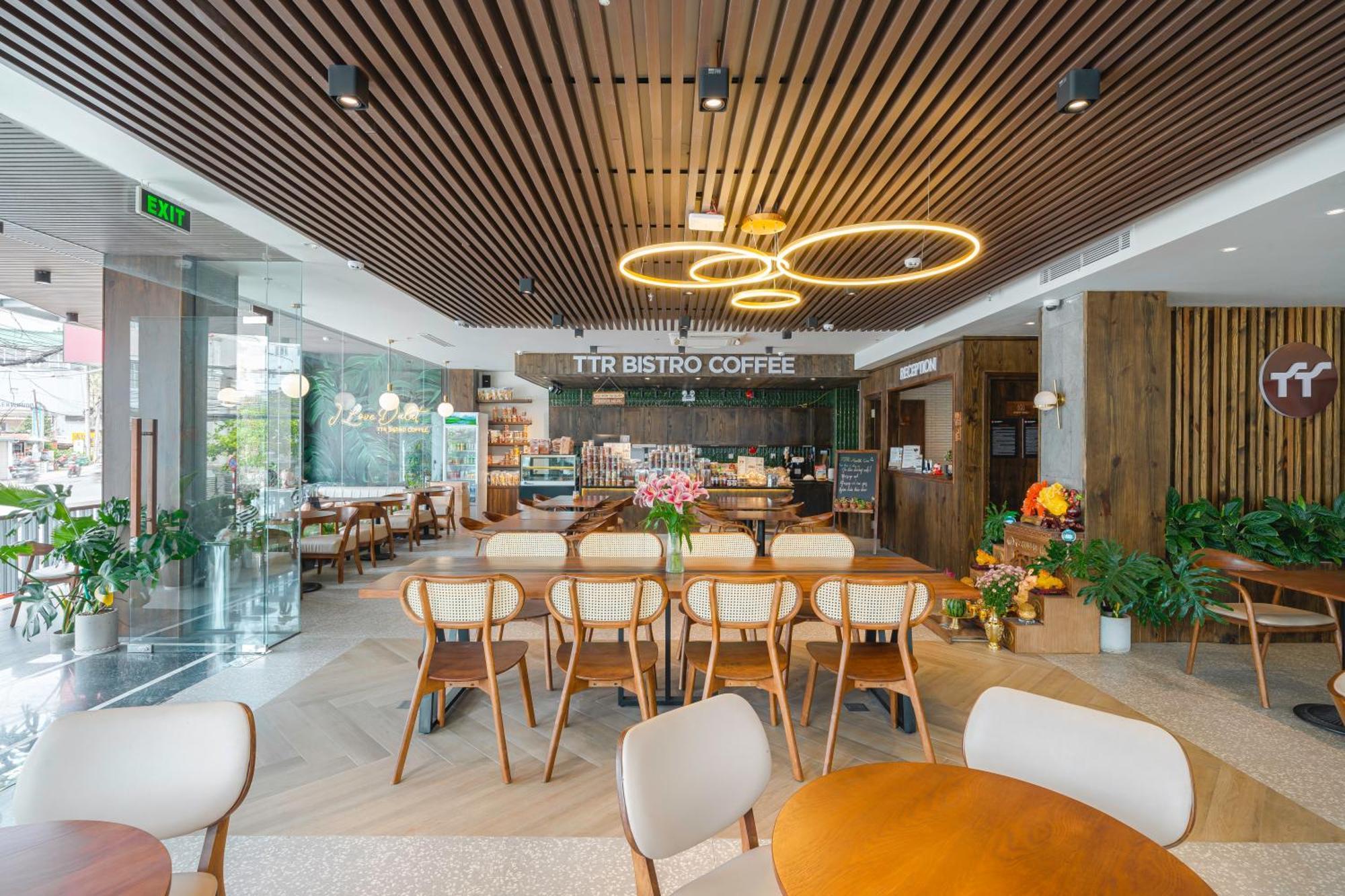 Ttr Central Apart Hotel Da Lat Exterior photo