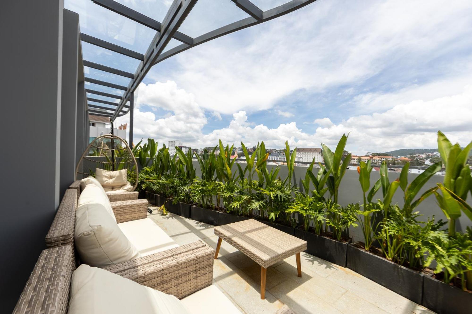 Ttr Central Apart Hotel Da Lat Exterior photo